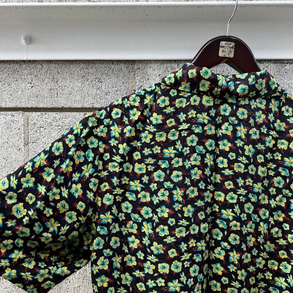 Multicolored Floral PRADA button-up - Picture 5 of 9